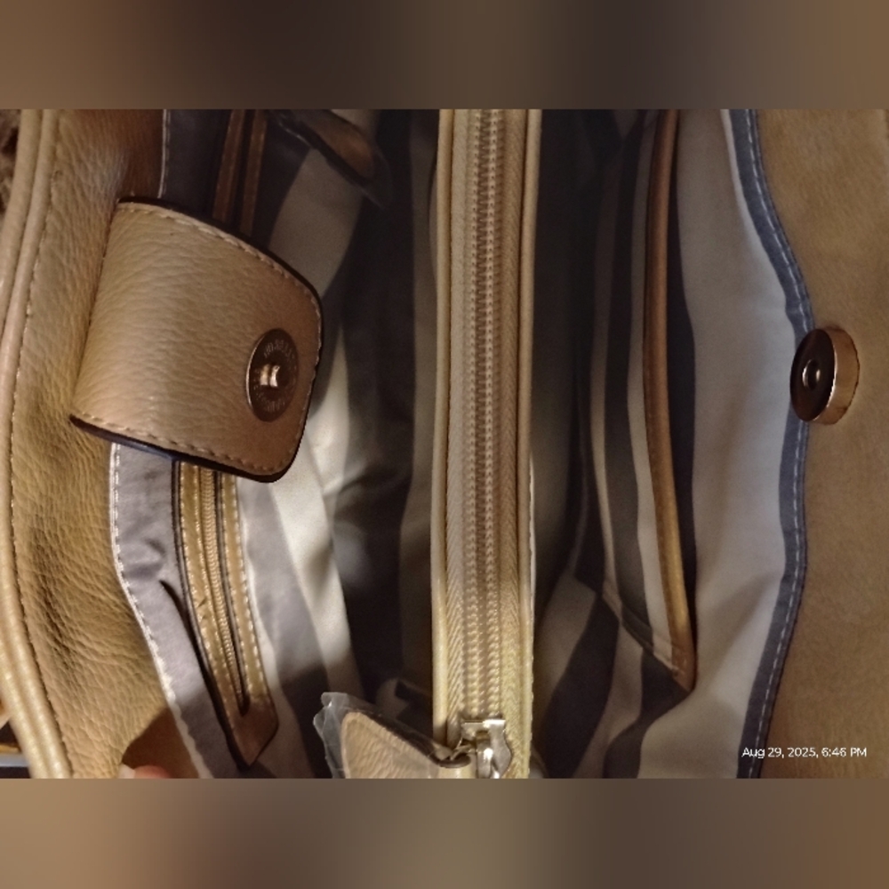 Kate Landry Tan Handbag/Crossbody with Bamboo Handles & A Crossbody Strap BNWOT - Picture 8 of 10